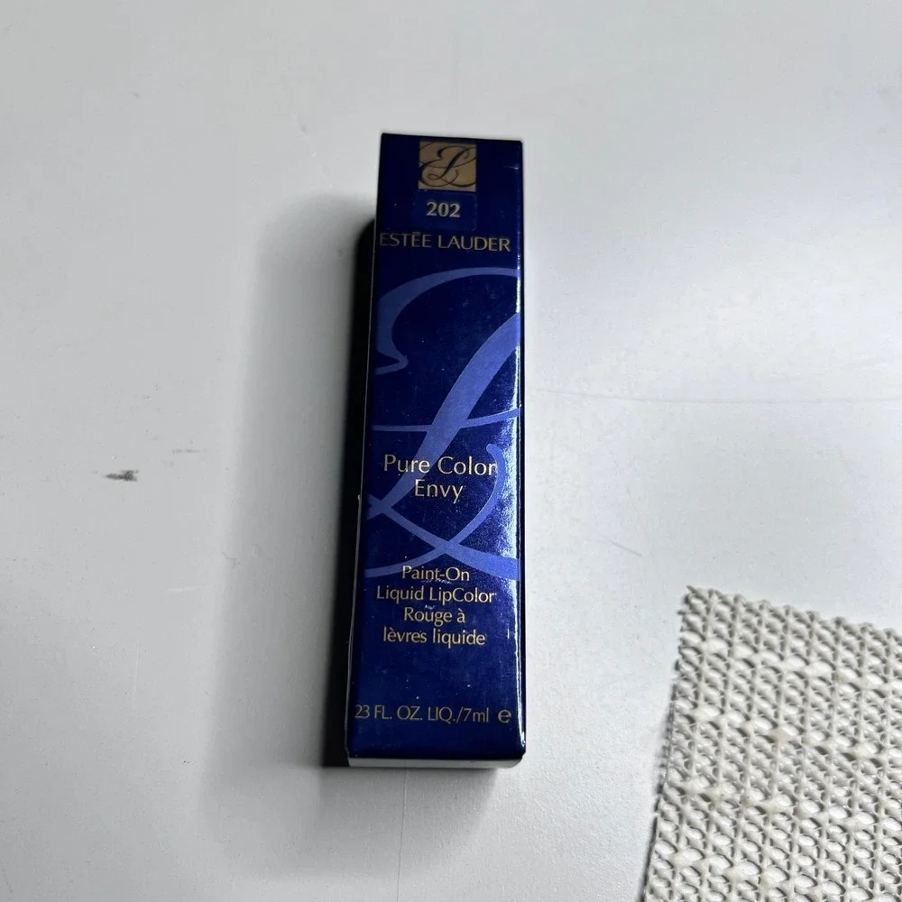 Estee Lauder Pure Color Envy Paint-On Liquid LipColor 202 Snapped Up‎ NIB